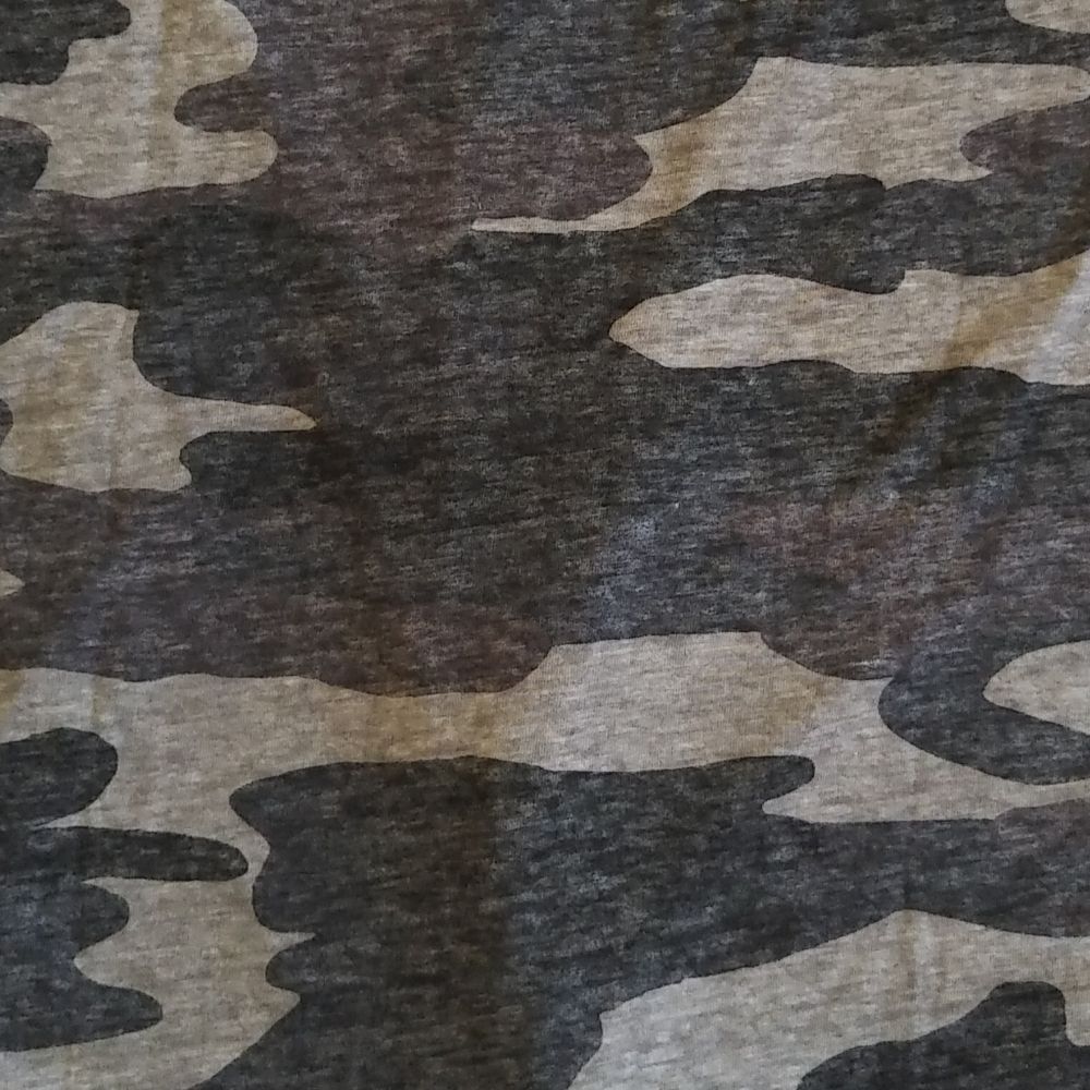 Lucky🍀 Brand Camouflage Print Top - Picture 11 of 12